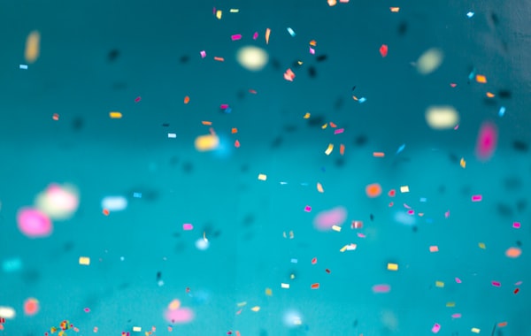 Full-Funnel Holiday Budget Allocation: When to Shift Ad Spend from Discovery to Conversion